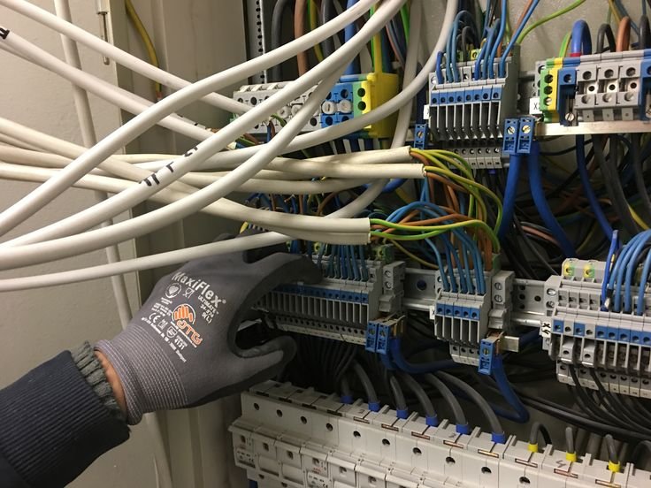 Elektroinstallation Prüfung Schweinfurt