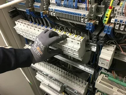 wiederkehrende prüfung elektro